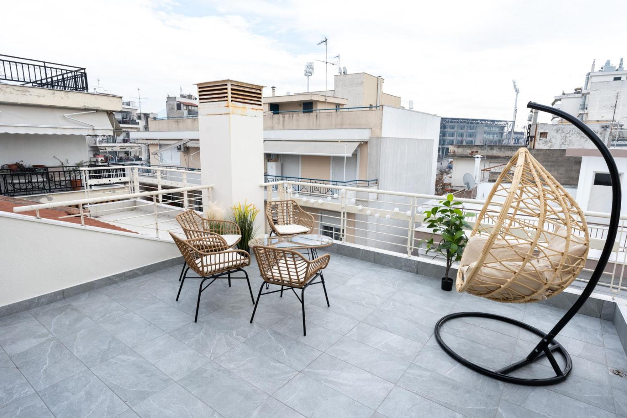 Pomegranate Luxury Penthouse Maisonette With Beautiful Terrace & Free Parking By Binobi ! Selanik Dış mekan fotoğraf