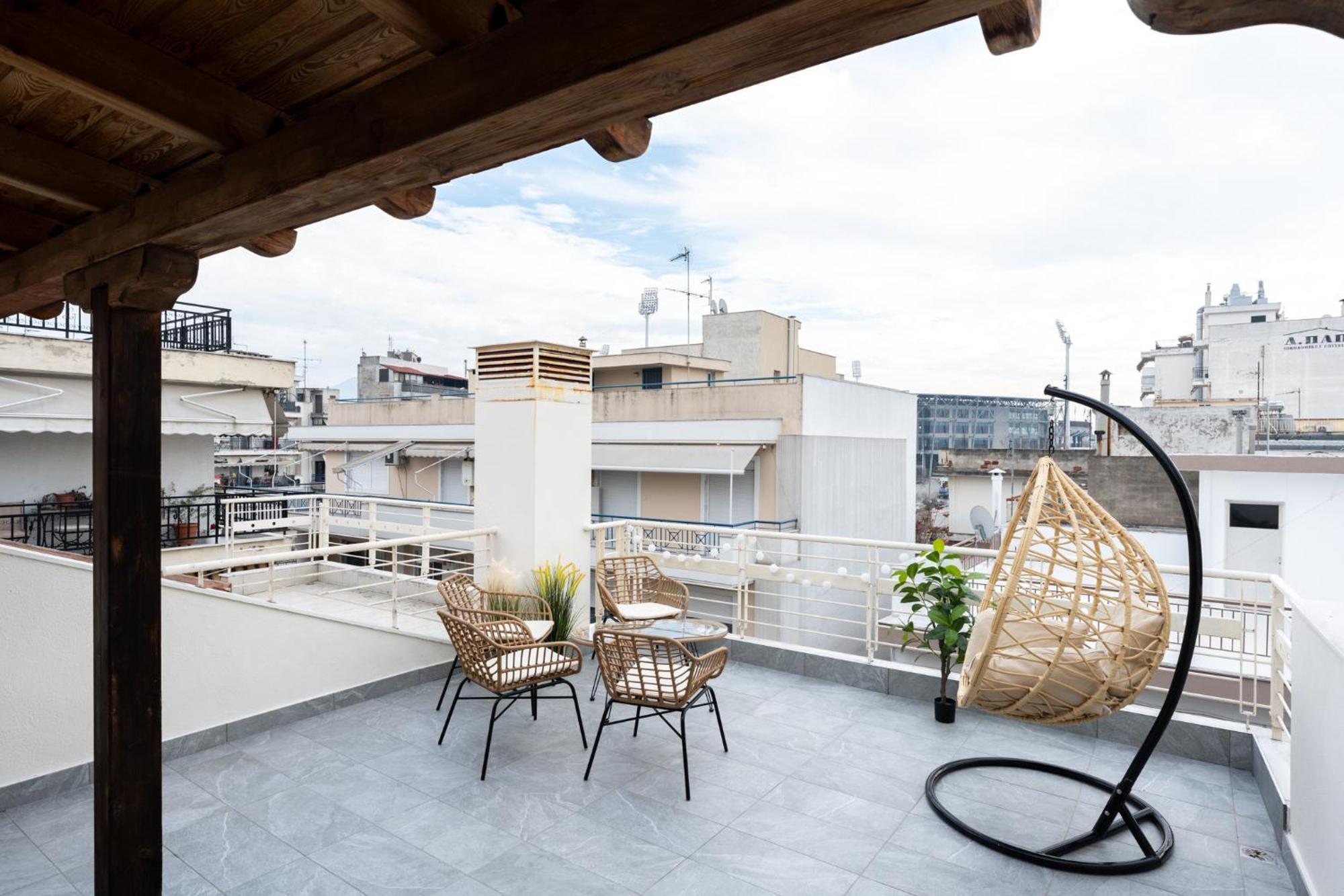 Pomegranate Luxury Penthouse Maisonette With Beautiful Terrace & Free Parking By Binobi ! Selanik Dış mekan fotoğraf