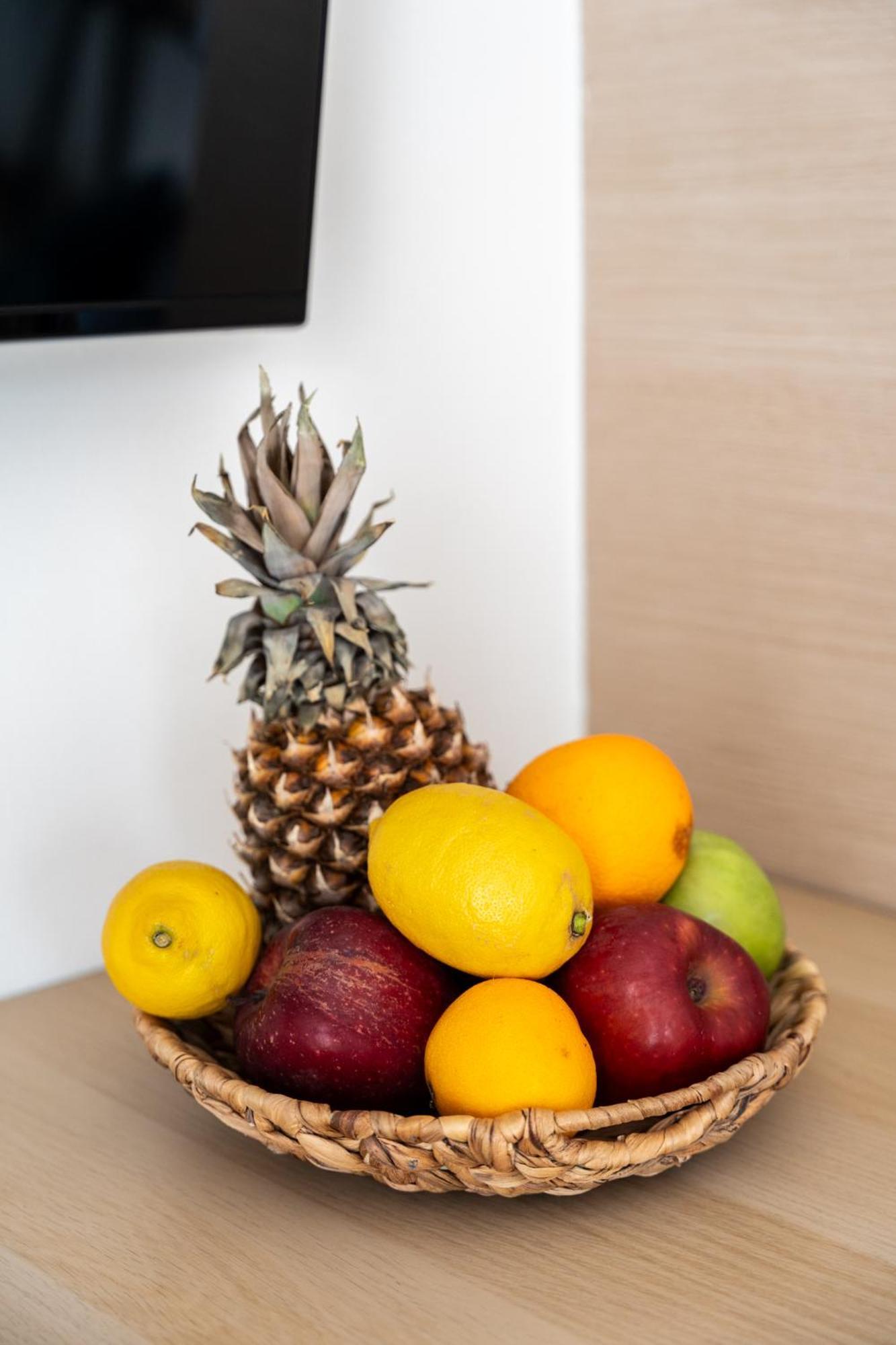 Pomegranate Luxury Penthouse Maisonette With Beautiful Terrace & Free Parking By Binobi ! Selanik Dış mekan fotoğraf